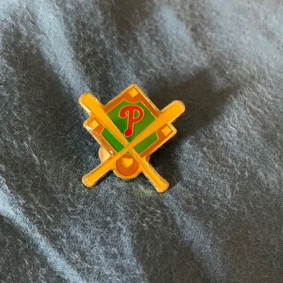 Other - Phillies small pin